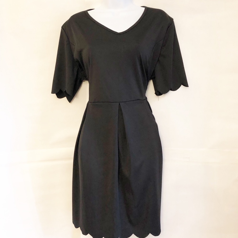 SHEIN SCALLOP SLEEVE/BOTTOM DRESS-SZ 1X